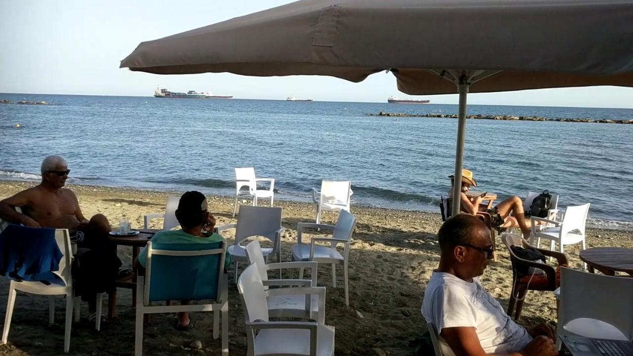 Fantastic 1 Bed Apartment By The Sea Opposite 4 Seasons Лімасол Екстер'єр фото