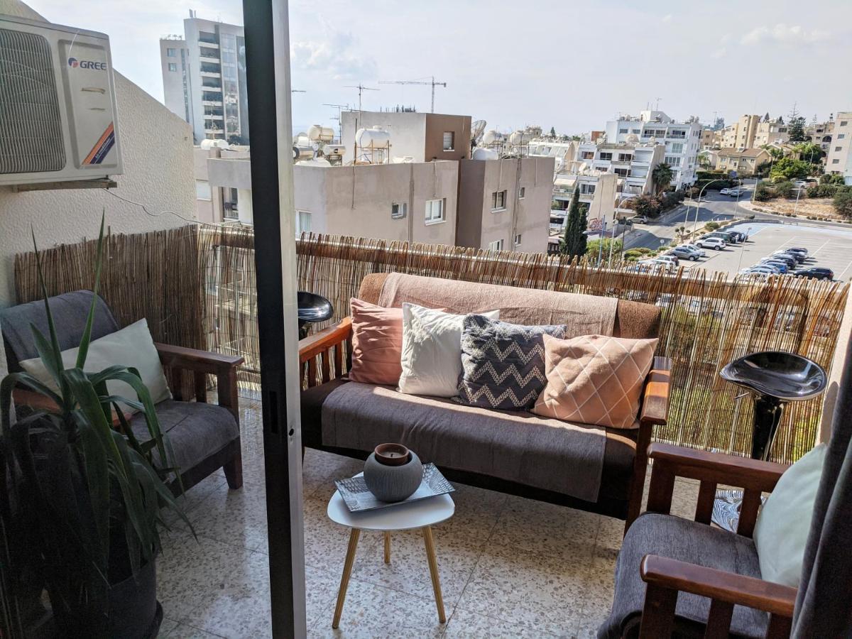 Fantastic 1 Bed Apartment By The Sea Opposite 4 Seasons Лімасол Екстер'єр фото