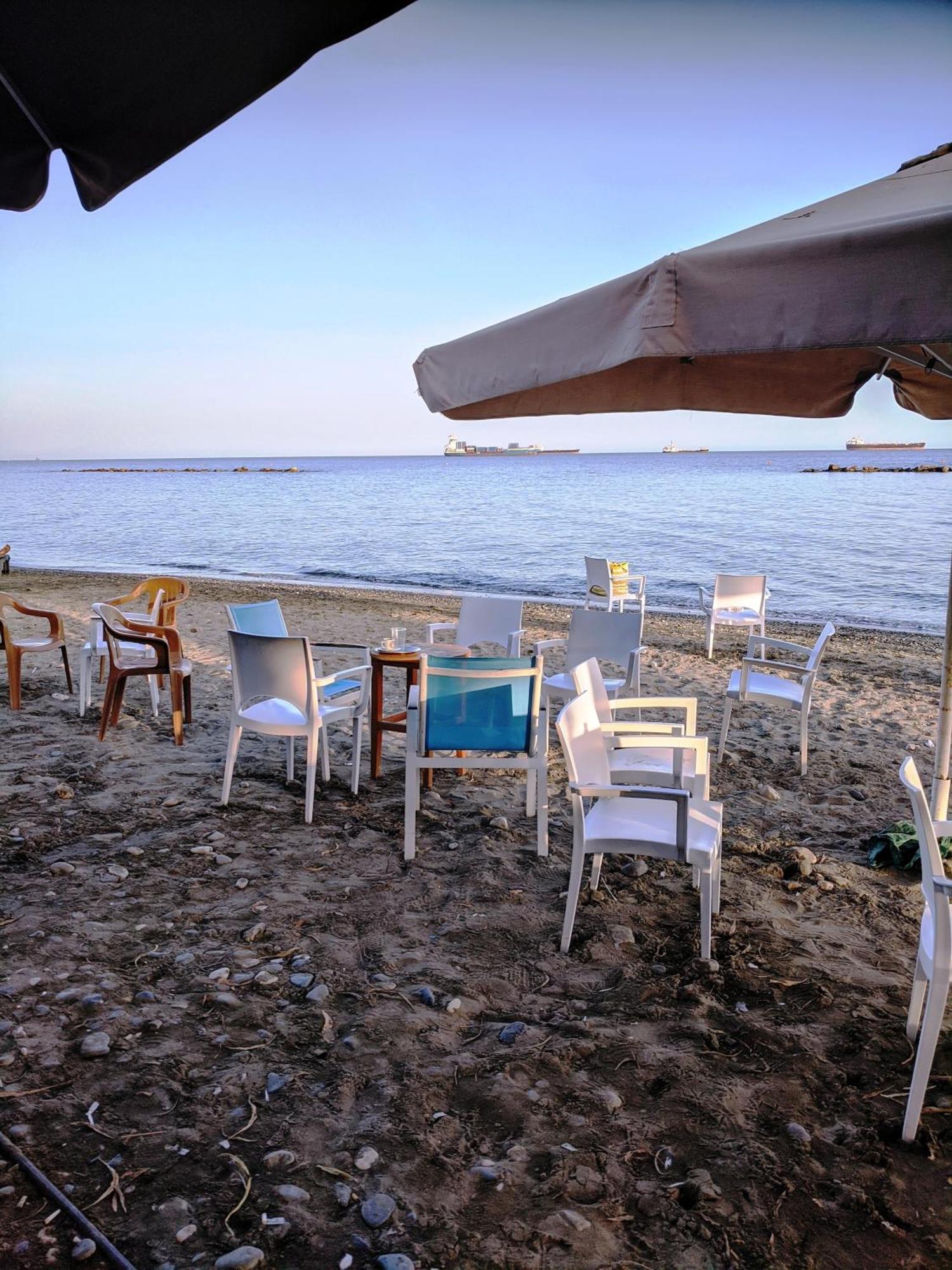 Fantastic 1 Bed Apartment By The Sea Opposite 4 Seasons Лімасол Екстер'єр фото